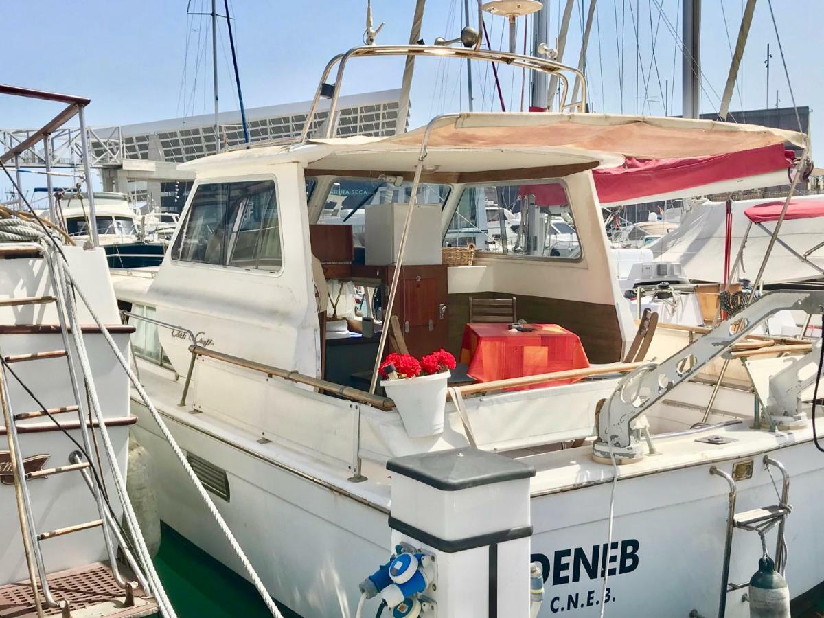 Hotel Boat Yacht Barcelona à Sant Adrià de Besòs Extérieur photo