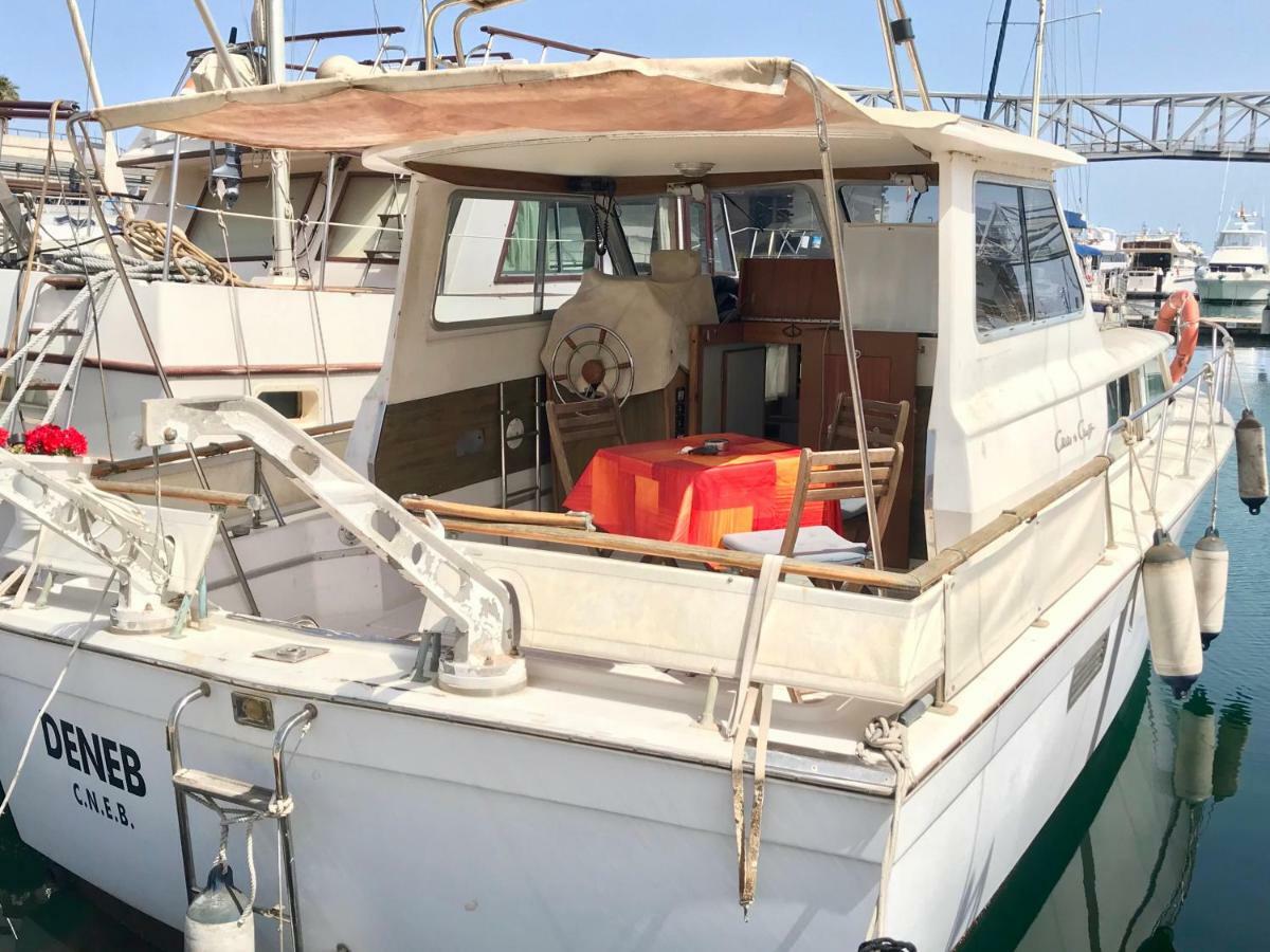Hotel Boat Yacht Barcelona à Sant Adrià de Besòs Extérieur photo