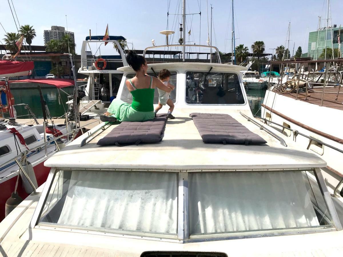 Hotel Boat Yacht Barcelona à Sant Adrià de Besòs Extérieur photo