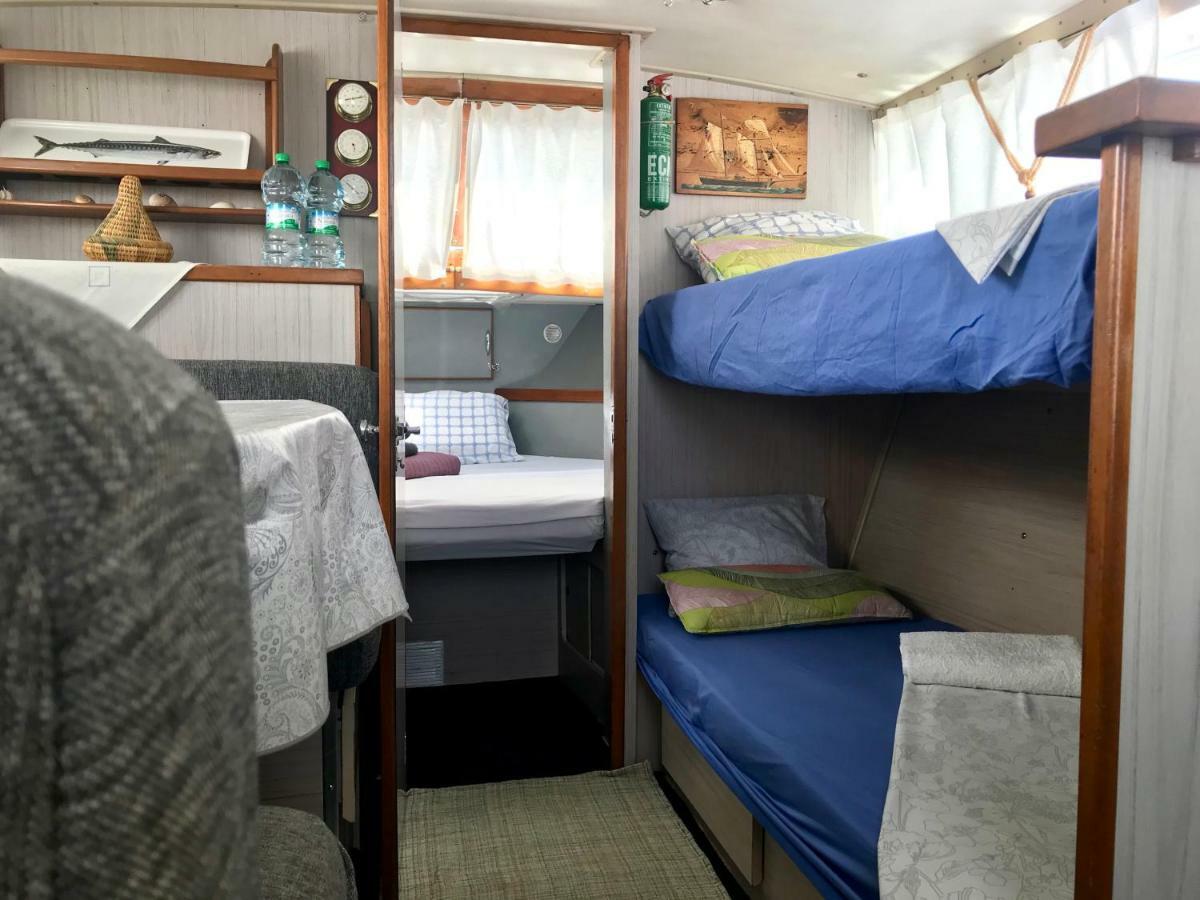 Hotel Boat Yacht Barcelona à Sant Adrià de Besòs Extérieur photo