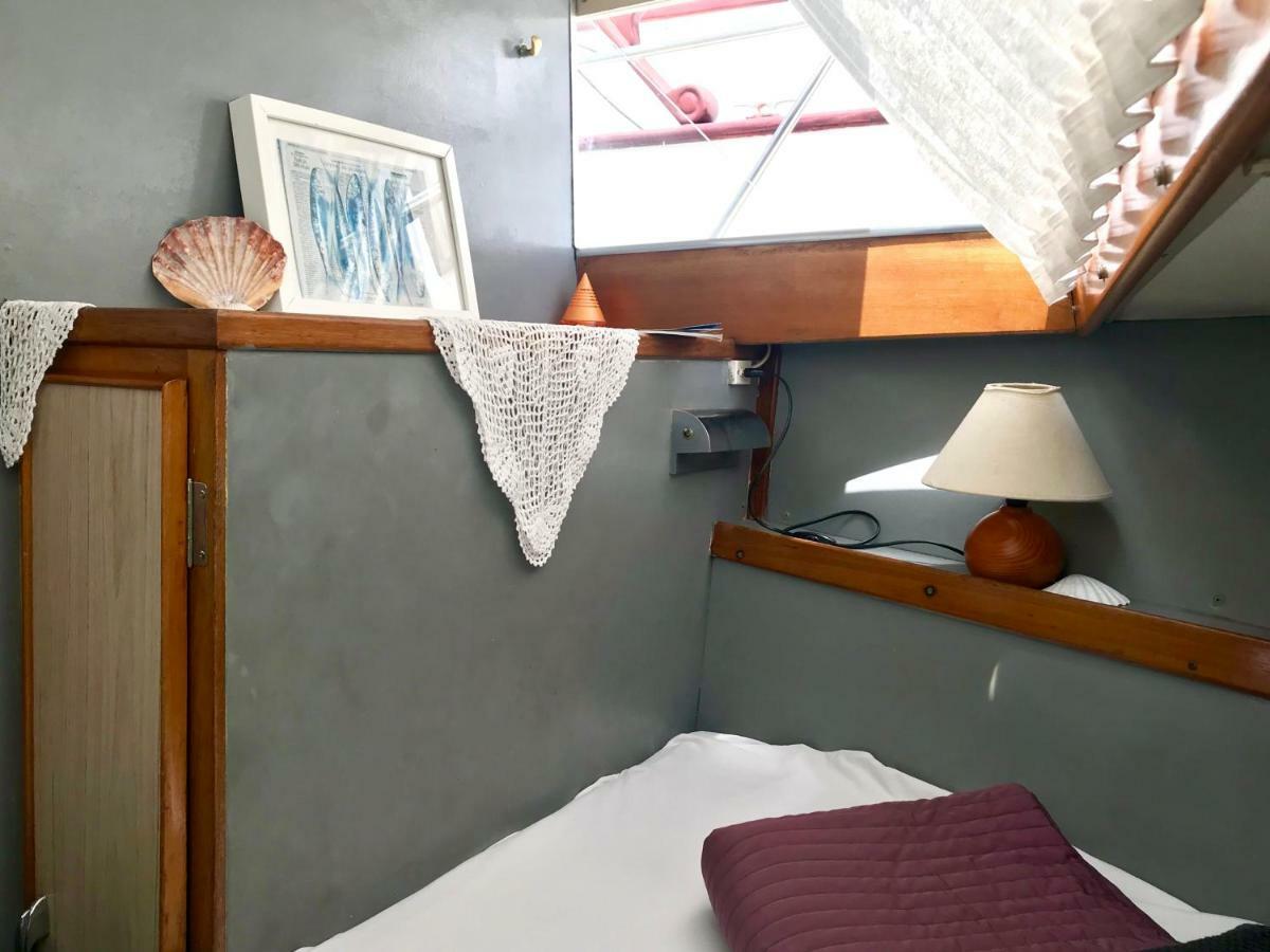 Hotel Boat Yacht Barcelona à Sant Adrià de Besòs Extérieur photo