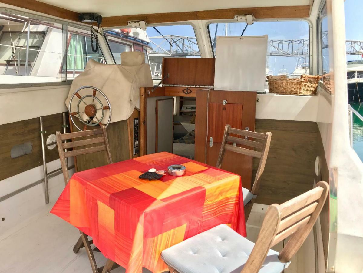Hotel Boat Yacht Barcelona à Sant Adrià de Besòs Extérieur photo